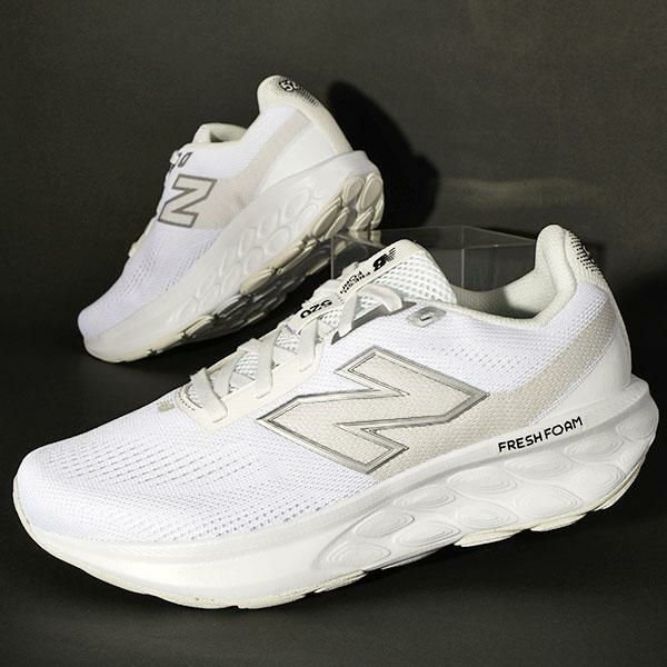 送料無料 ニューバランス スニーカー ランニングシューズ New Balance